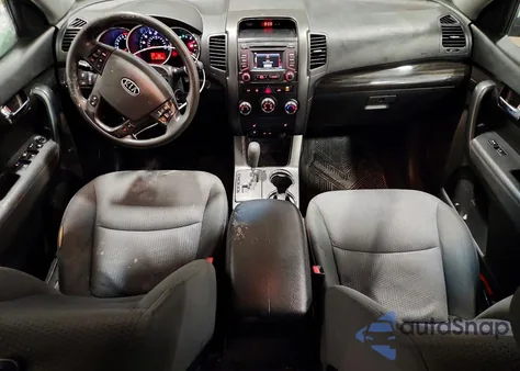 2013 Kia Sorento Lx z USA, uszkodzony, nr VIN 5XYKTDA64DG333604